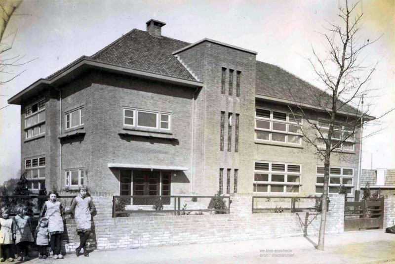 Mekkelholtsweg Mariaschool 1928.jpg
