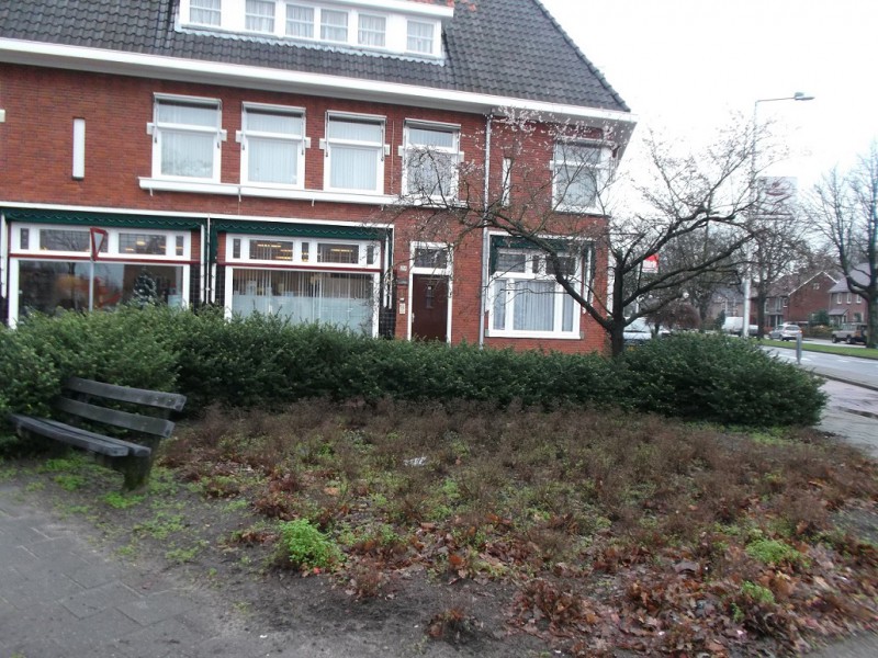 Haaksbergerstraat kruispunt Getfertsingel schuilkelder bij apotheek Wooldrik.JPG