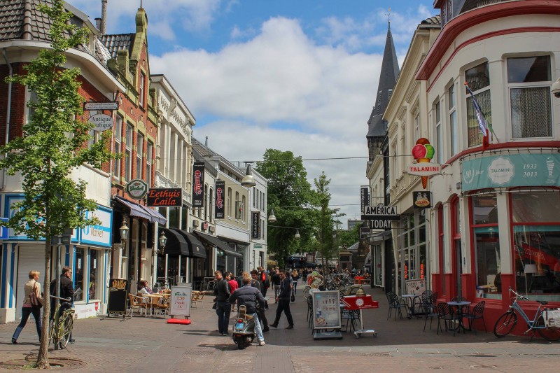 Marktstraat Talamini 2015.jpg