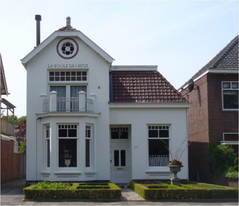 Hengelosestraat  227 La Boule de neige.JPG