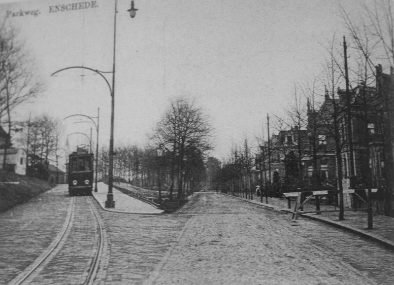 Parkweg tram.jpg