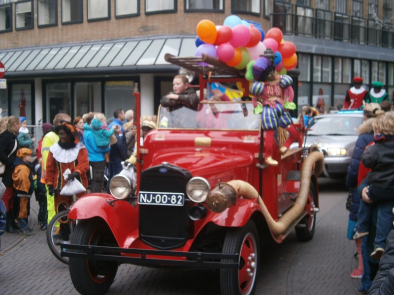 Kruispunt De Graaff Sinterklaasoptocht 14-11-2015 (2).JPG