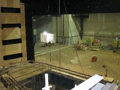 Hier ziet u de toneelopening gezien vanaf het balkon theaterzaal.