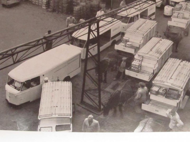 Raiffeisenstraat Lonneker melkfabriek 1955(2).jpg