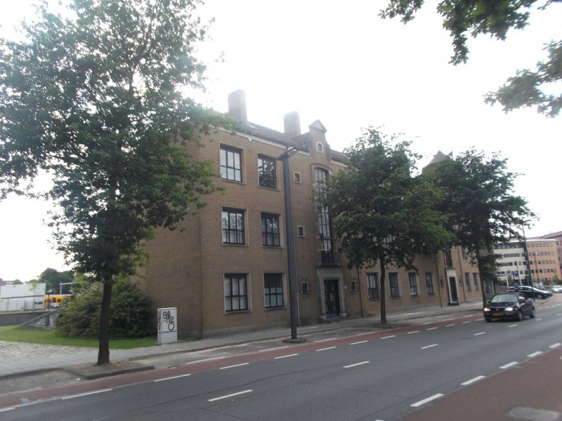 Hengelosestraat voormalig gebouw Pedagogisch Centrum.JPG