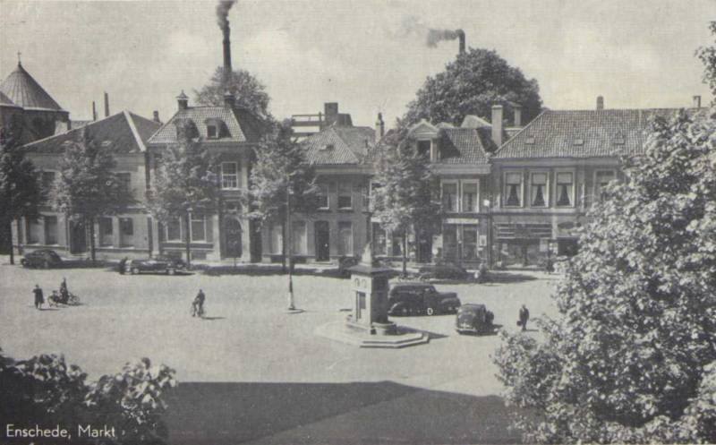 Markt Middenstandsbank,Chinees restaurant Tai Tong en de Gouden Pollepel.jpg