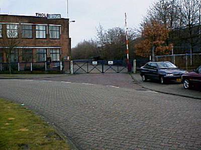 Tollenstraat 1999  Machinefabriek Thole..jpg