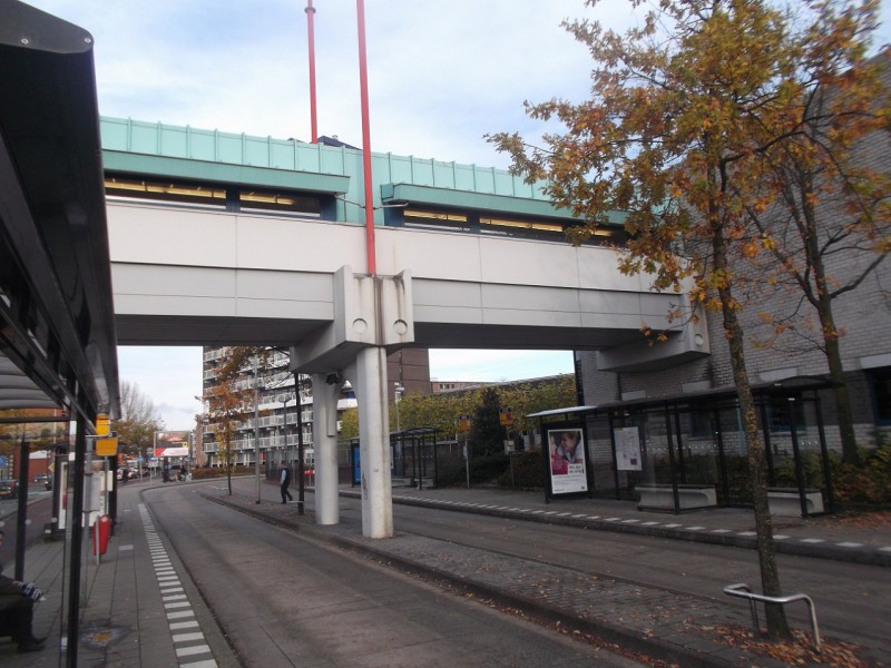 Haaksbergerstraat loopbrug MST.JPG