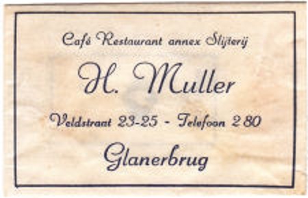 Veldstraat 23-25 Glanerbrug Café Restaurant annex Slijterij  H. Muller.jpg