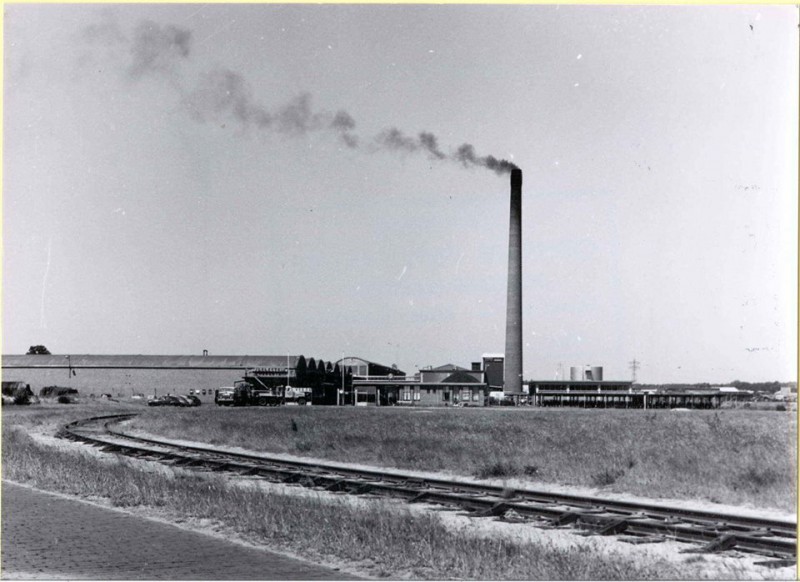 Vredestein schoorsteen spoor.jpg