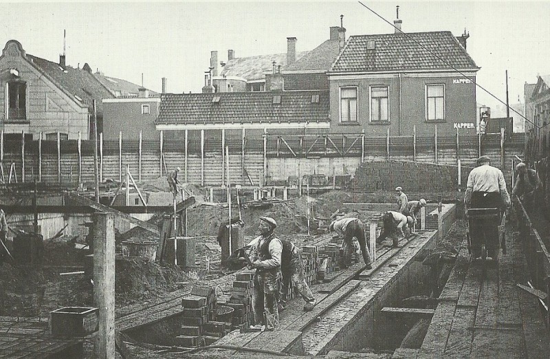 Hofstraat hoek Langestraat 1930 bouw nieuwe stadhuis.jpg