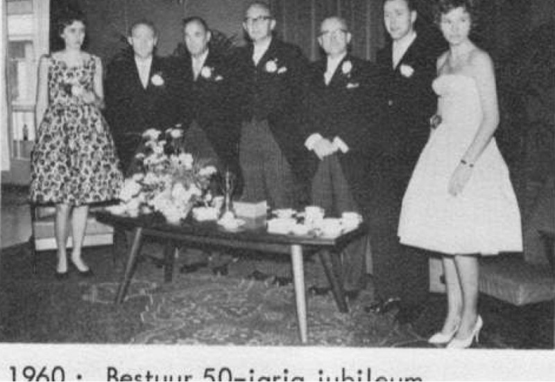 DOS korfbalvereniging Bestuur 50 jarig junileum 1960.jpg