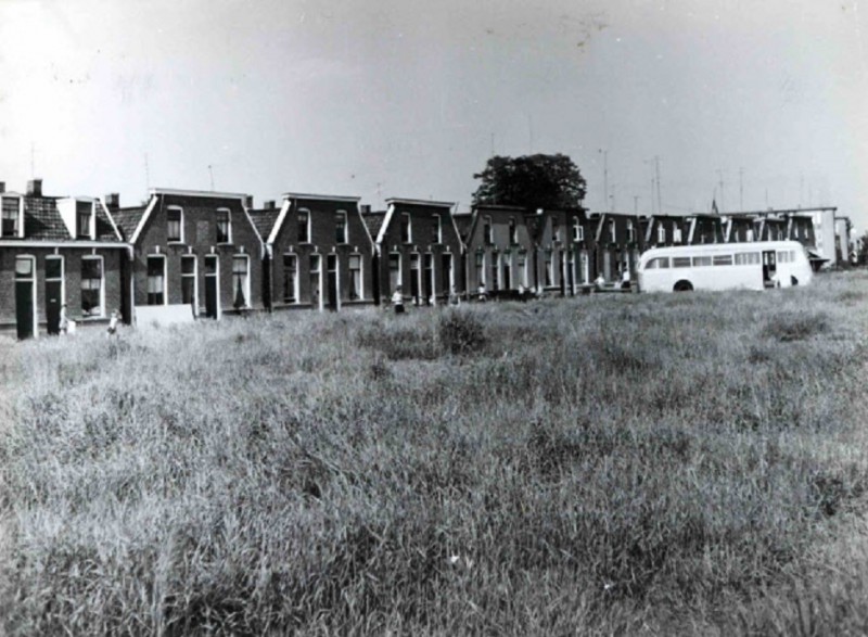 Eeftinksweg (tot 1899 Buursinkweg) met huizen in de voormalige z.g. Gaskrim 1960.jpg