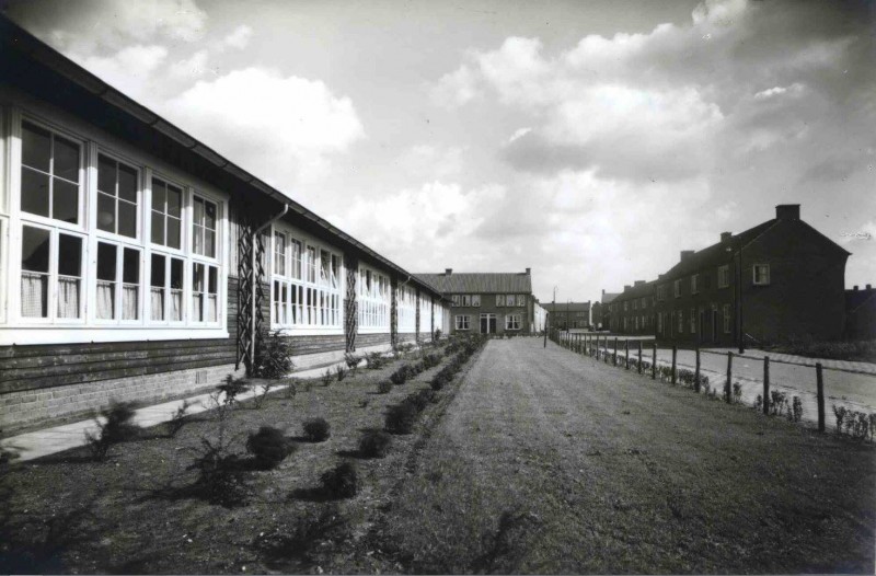 Hendrik Smeltweg Theo Thijssenschool 1960.jpg