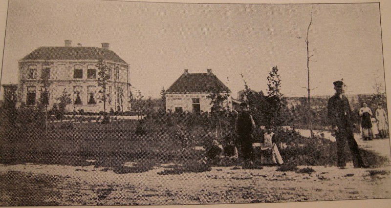 Helweg later Gronausestraat later Boulevard villa Blijdenstein. nu Villa de Bank vroeger ook Textielmuseum.jpg