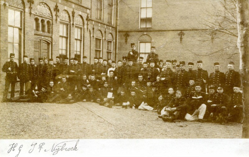 Haaksbergerstraat 33 Nederlandsche School voor Nijverheid en Handel.jpg