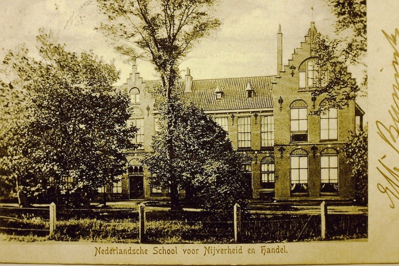 Haaksbergerstraat Nederlandsche school voor Nijverheid en Handel.JPG