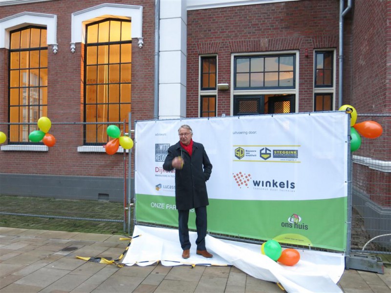 Startschot voor verbouw rijksmonument De Fabrieksschool.JPG