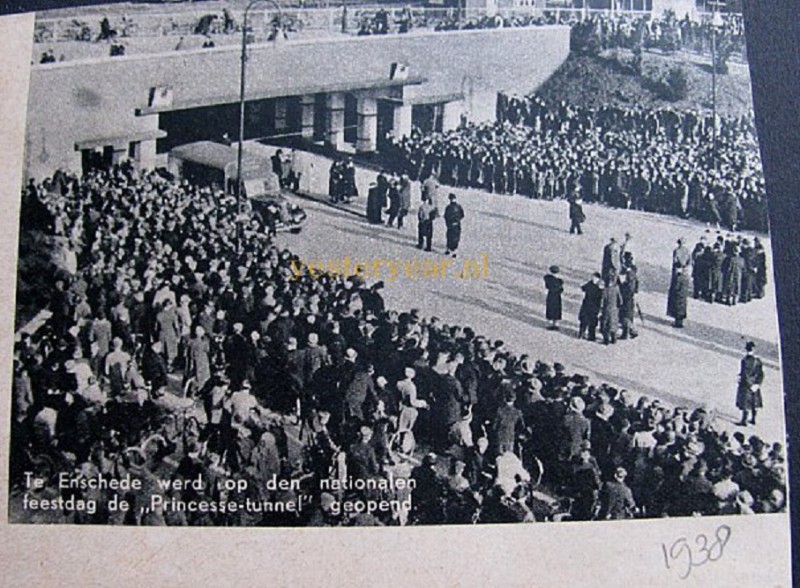 Prinsessestunnel opening Princesse-tunnel 1938. Beatrixtunnel.jpg