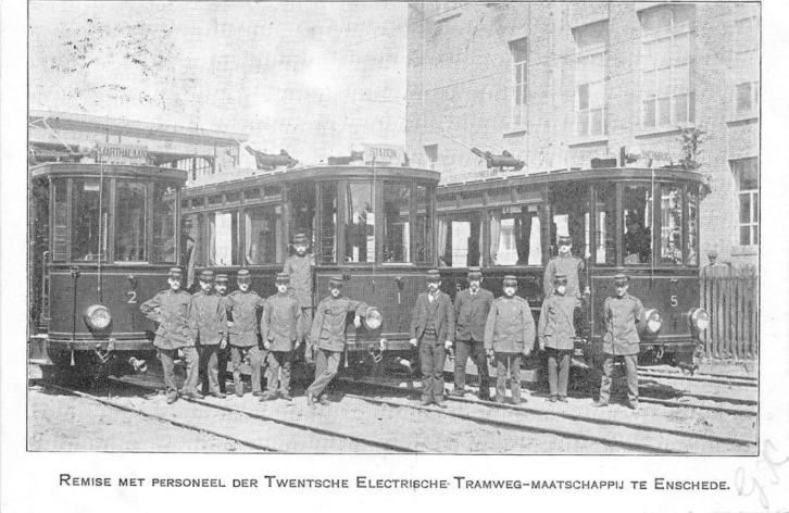 remise tram 1908.JPG