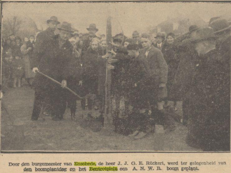 Bentrotplein krantenfoto 29-11-1933.jpg