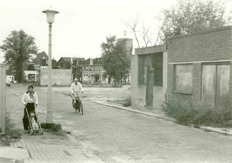 Gronausevoetpad richting Lipperkerkstraat 1982.jpg