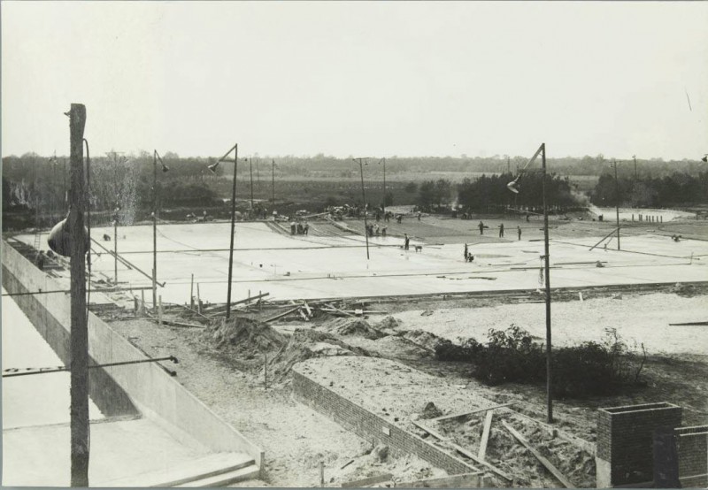 Bad Boekelo in aanbouw, geopend in 1934.jpg