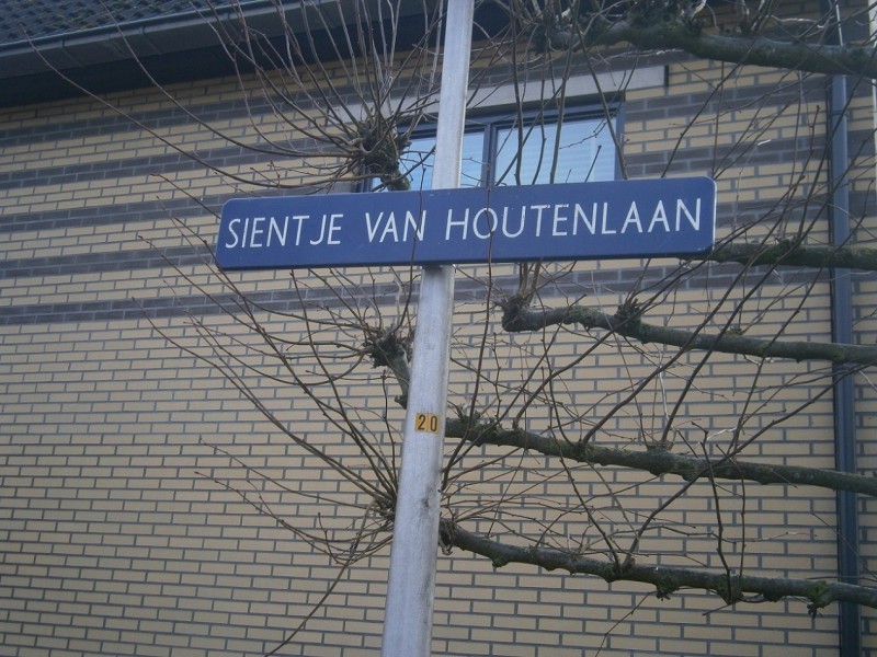 Sientje van Holutenlaan straatnaambord.JPG