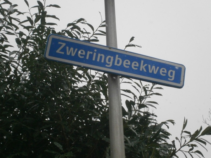 Zweringbeekweg straatnaambord.JPG