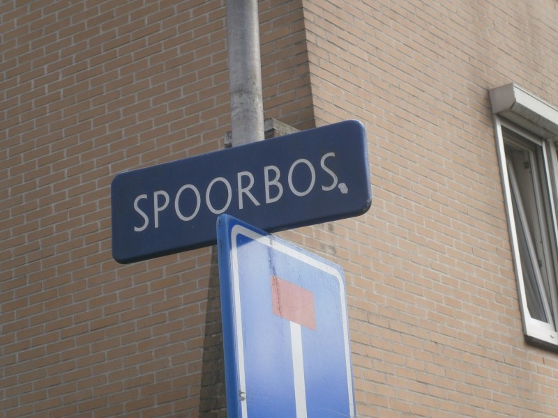 Spoorbos straatnaambord.JPG