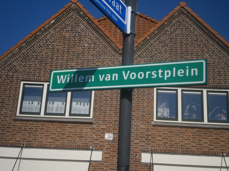 Willem van Voorstplein straatnaambord.JPG
