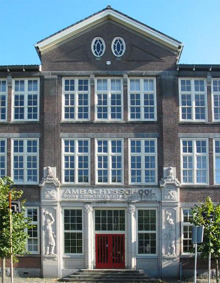 Huidige aanblik gebouw Oude Ambachtsschool, Enschede.