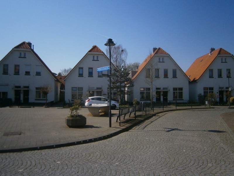 Willem de Clerqstraat hoek Pathmosstraat.JPG