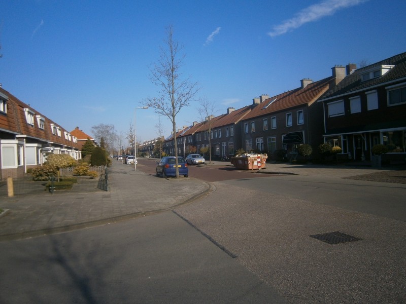 B.W. ter Kuilestraat hoek Wicher Nijkampstraat.JPG