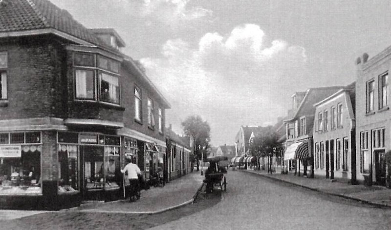 Zwedeweg links kantoorboekhandel Hop.jpg