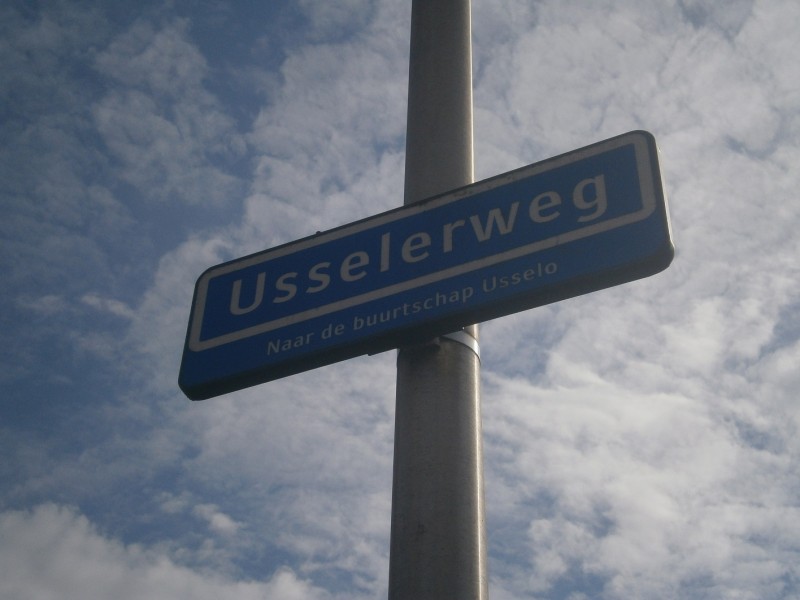 Usselerweg straatnaambord.JPG