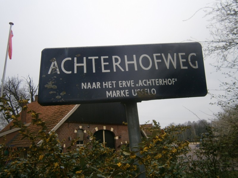 Achterhofweg straatnaambord.JPG