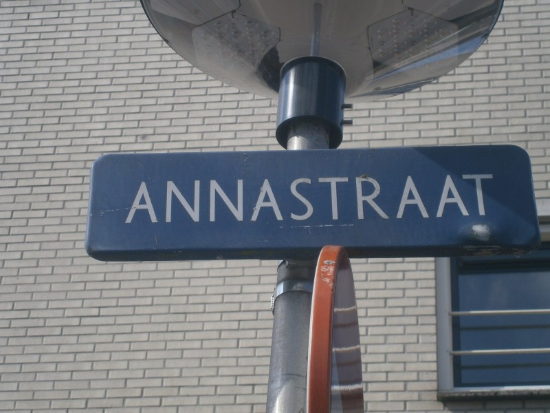 Annastraat straatnaambord.JPG