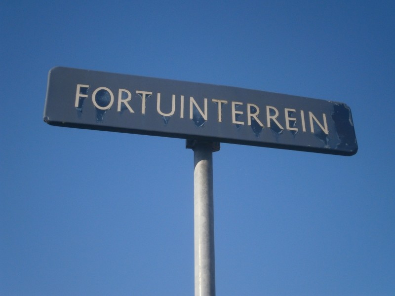 Fortuinterrein straatnaambord.JPG