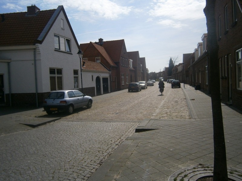 Bombazijnstraat vanaf Sterkerstraat.JPG