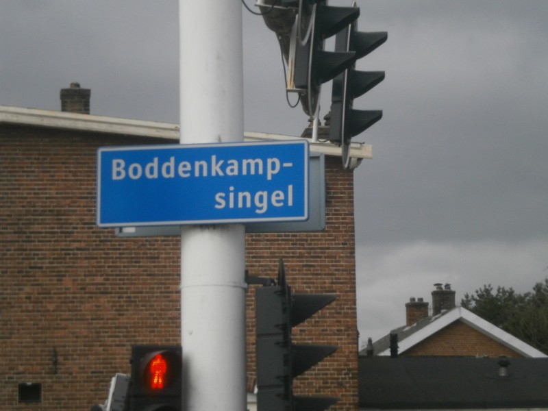 Boddenkampsingel straatnaam bord.JPG