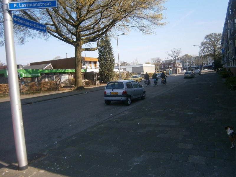 Rembrandtlaan hoek Pieter Lastmanstraat.JPG
