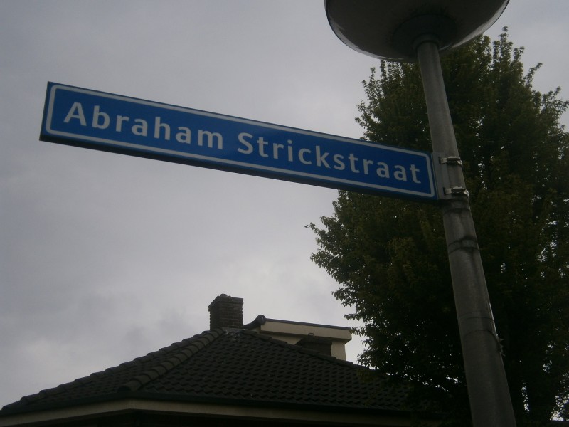 Abraham Strickstraat straatnaambord.JPG