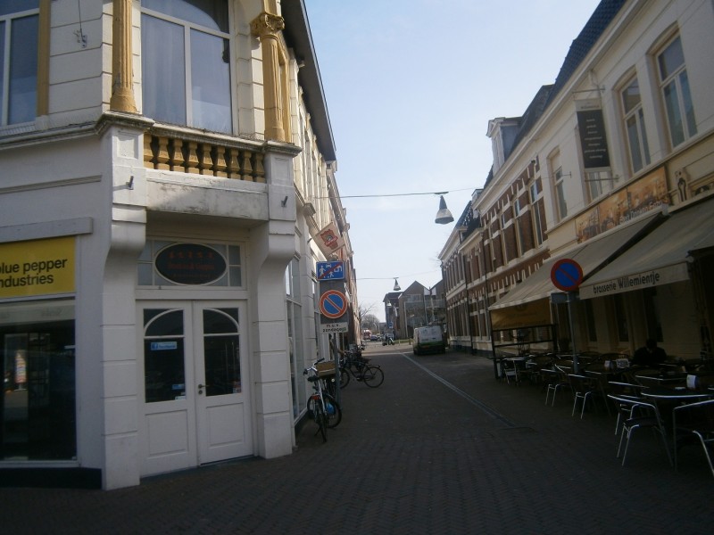 Wilhelminastraat vanf De Heurne.JPG