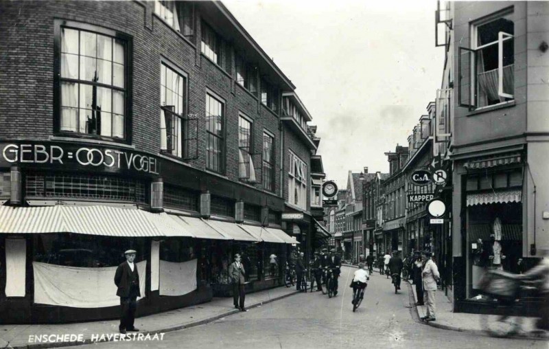 Haverstraat hoek Langestraat Oostvogel. C en A.jpg