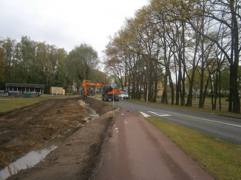 Ferdinand Bolstraat aanleg fietsstraat 2-5-2017 (5).JPG