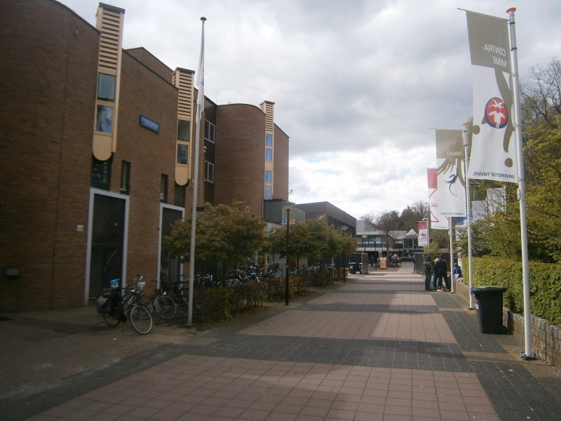 Student Union Boulevard bij Universiteit Twente .JPG