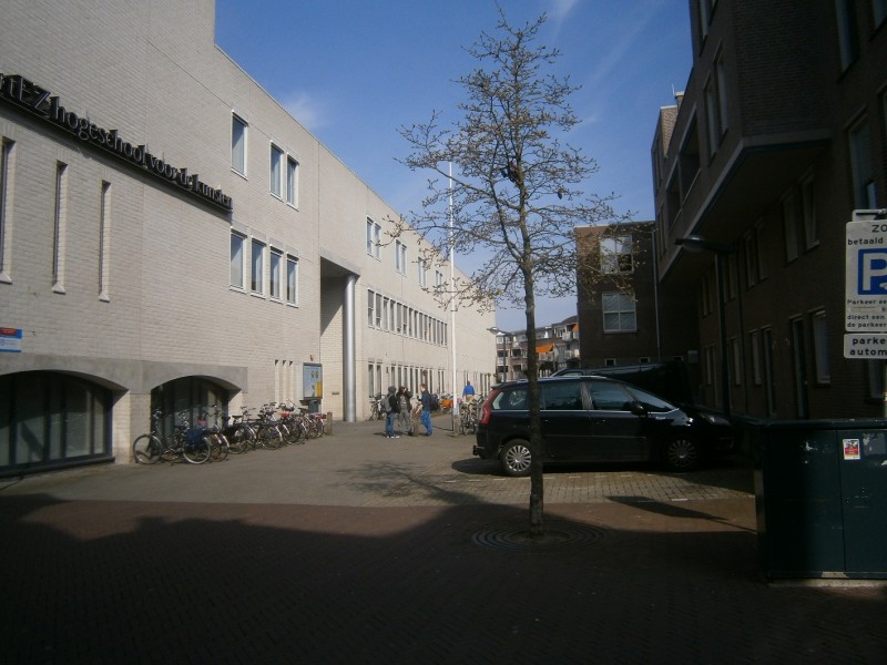 Van Essengaarde vanaf Noorderhagen.JPG