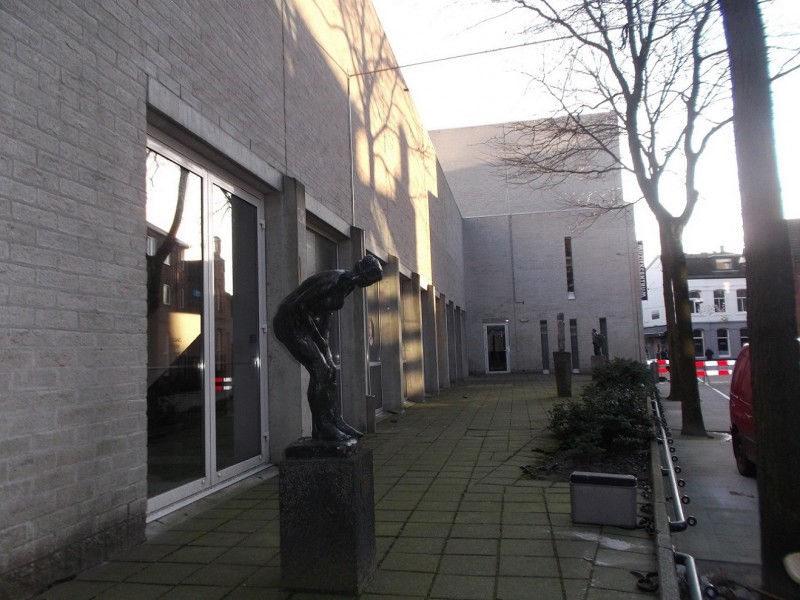 Minkgaarde hoek brinkgaarde Muziekcentrum beeld.JPG