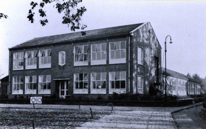 Staringstraat Oranje Nassauschool 1955.jpg